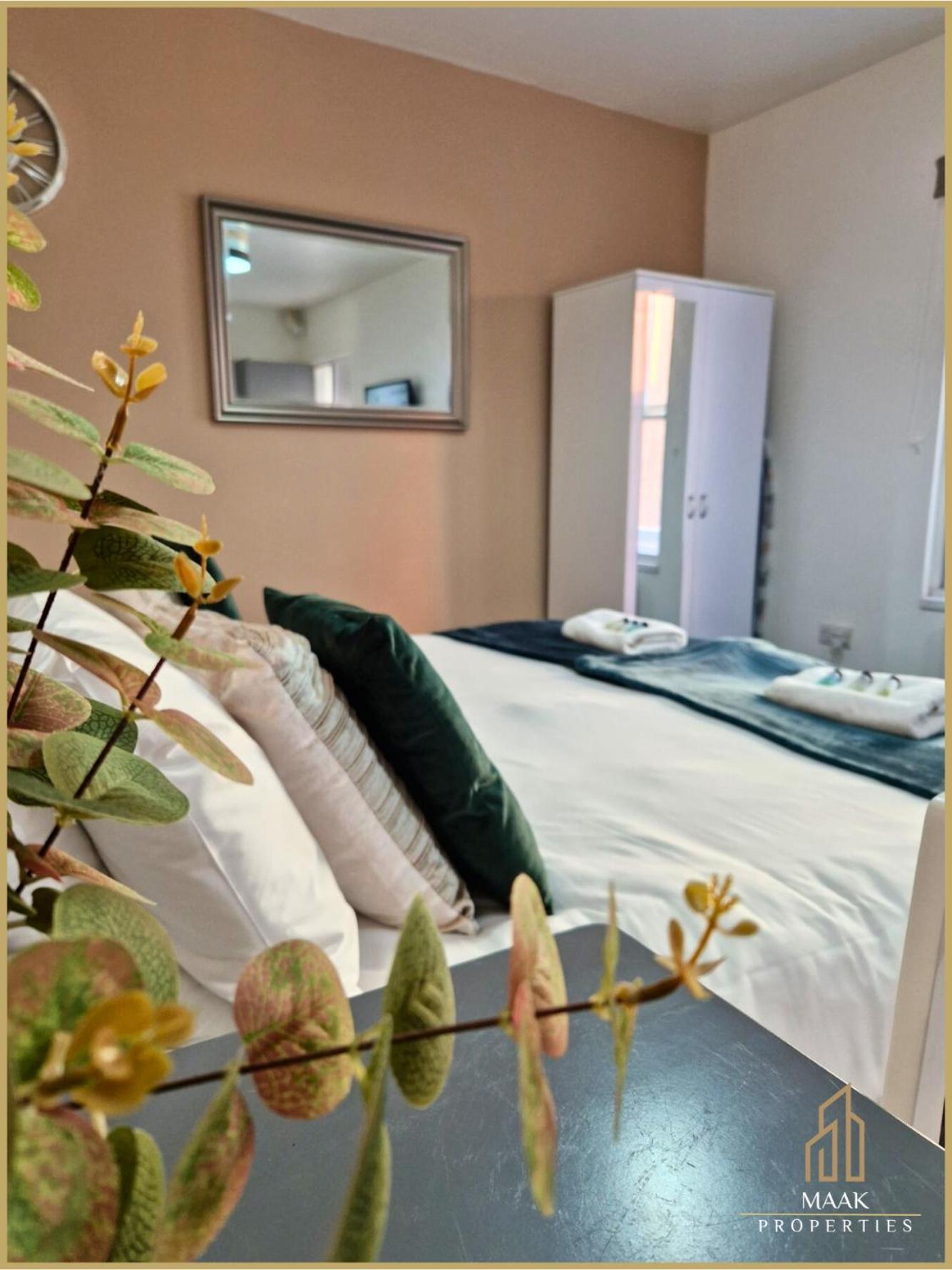 Minehead Suite Exteriér fotografie
